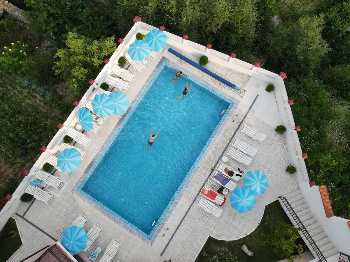 Hotel Deyanira Gorno Dryanovo Экстерьер фото