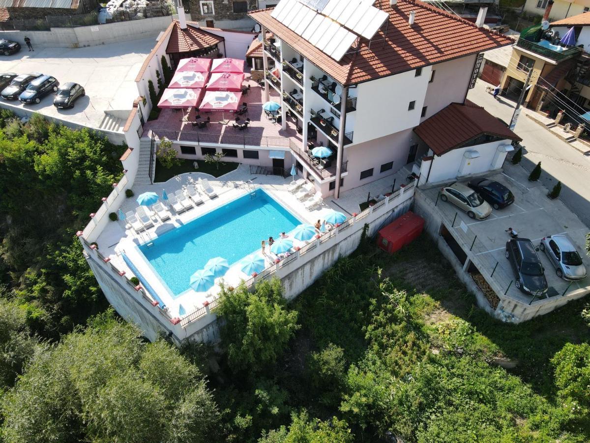 Hotel Deyanira Gorno Dryanovo Экстерьер фото