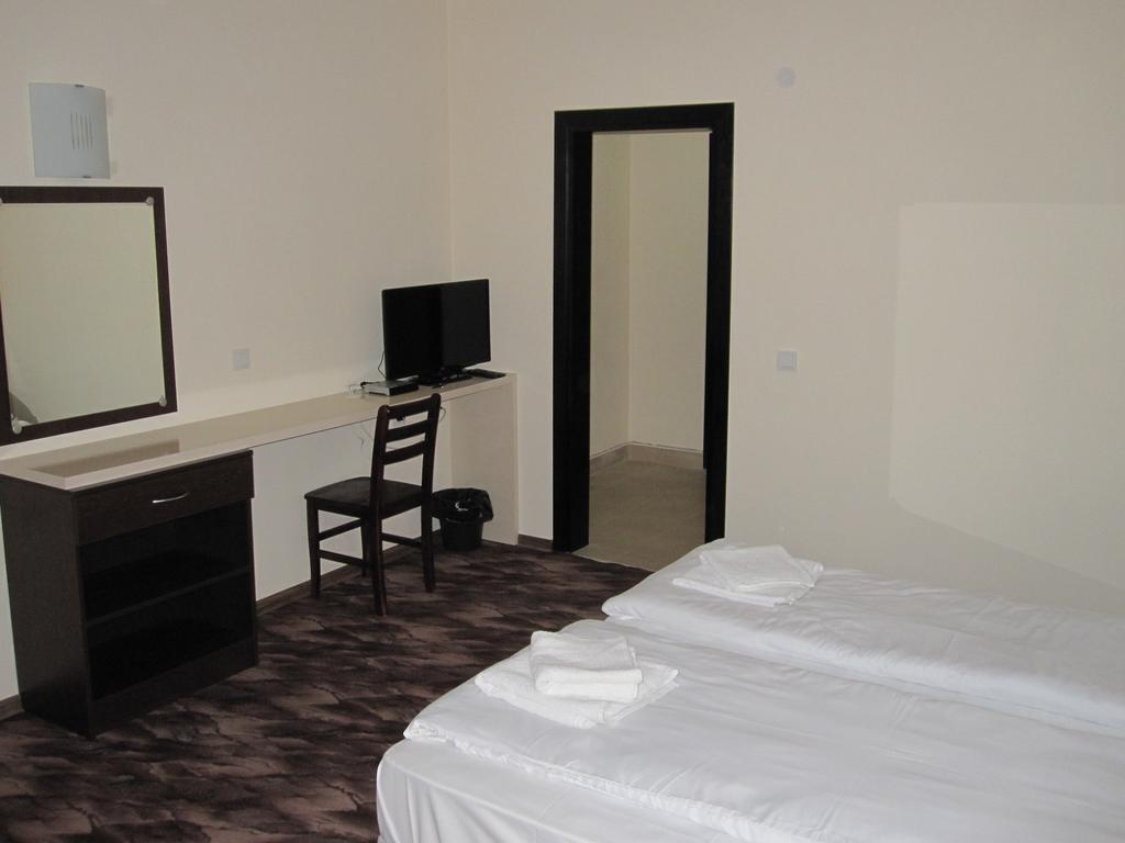 Hotel Deyanira Gorno Dryanovo Номер фото